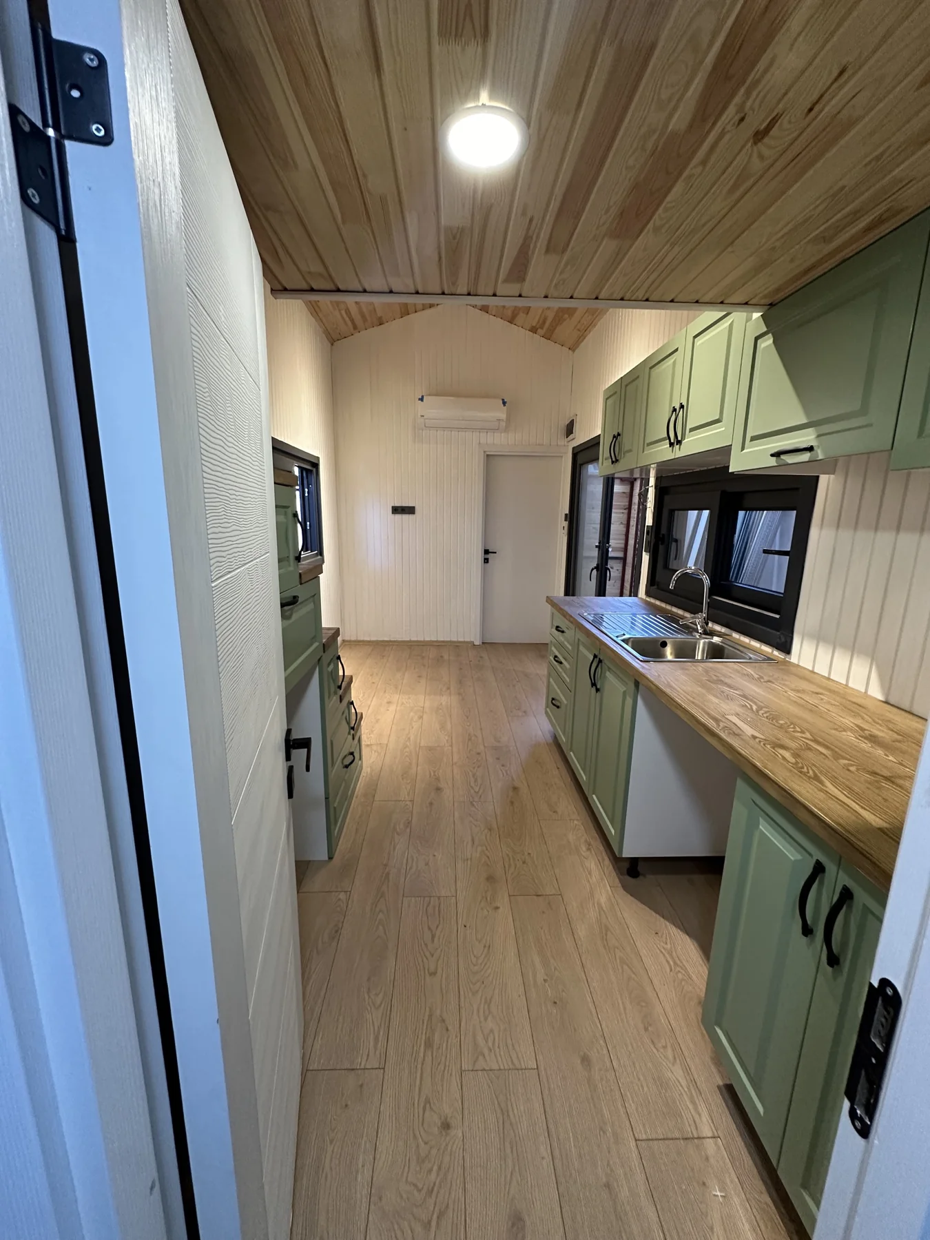 Global Investment tiny house proje ve iç mekân görseli 3