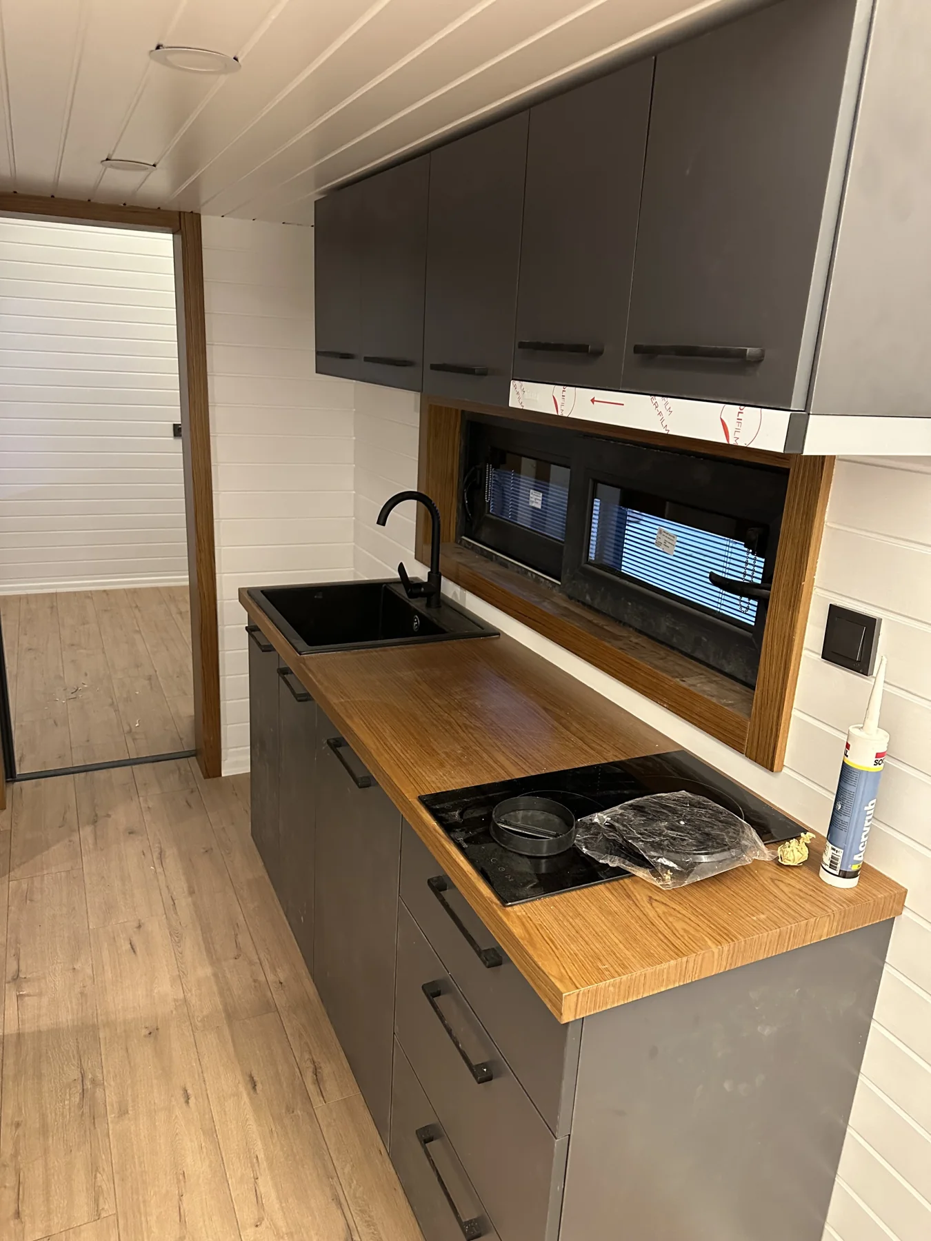 Global Investment tiny house proje ve iç mekân görseli 14